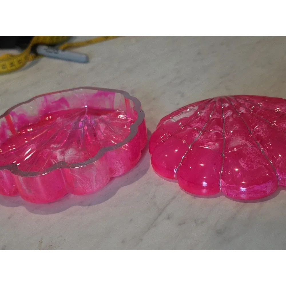 Handmade Resin Clamshell Storage Boxes Trinket Decoration Gift.  1016